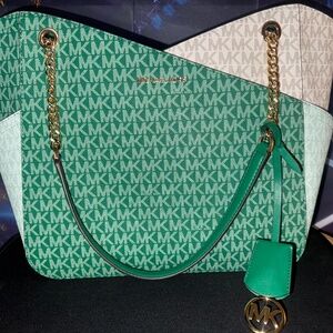 Michael Kors Limited Edition Green Luxury Tote With Matching Wallet NWT